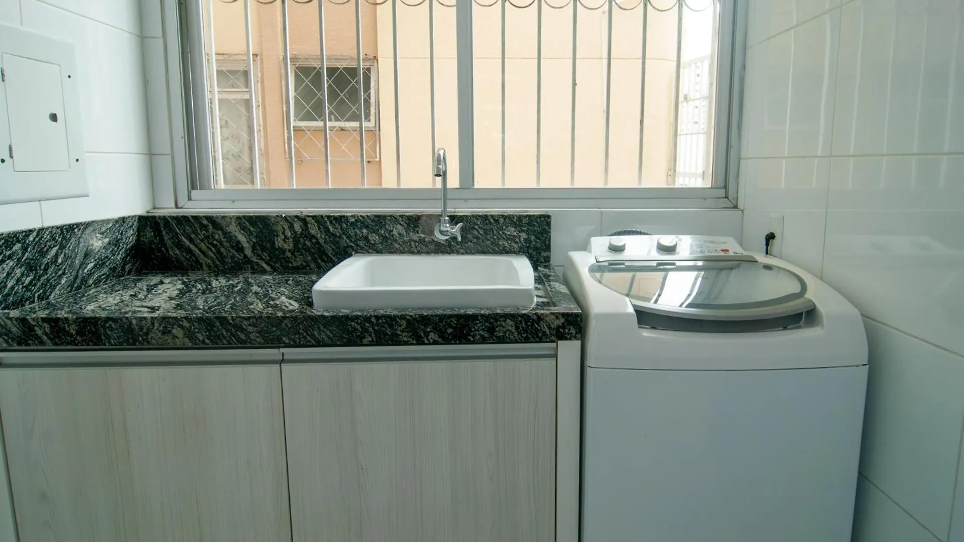 Apartment Quadra Mar Na R. 2000, 4 Quartos C/ Garagem Jj8308 Balneario Camboriu Brazil