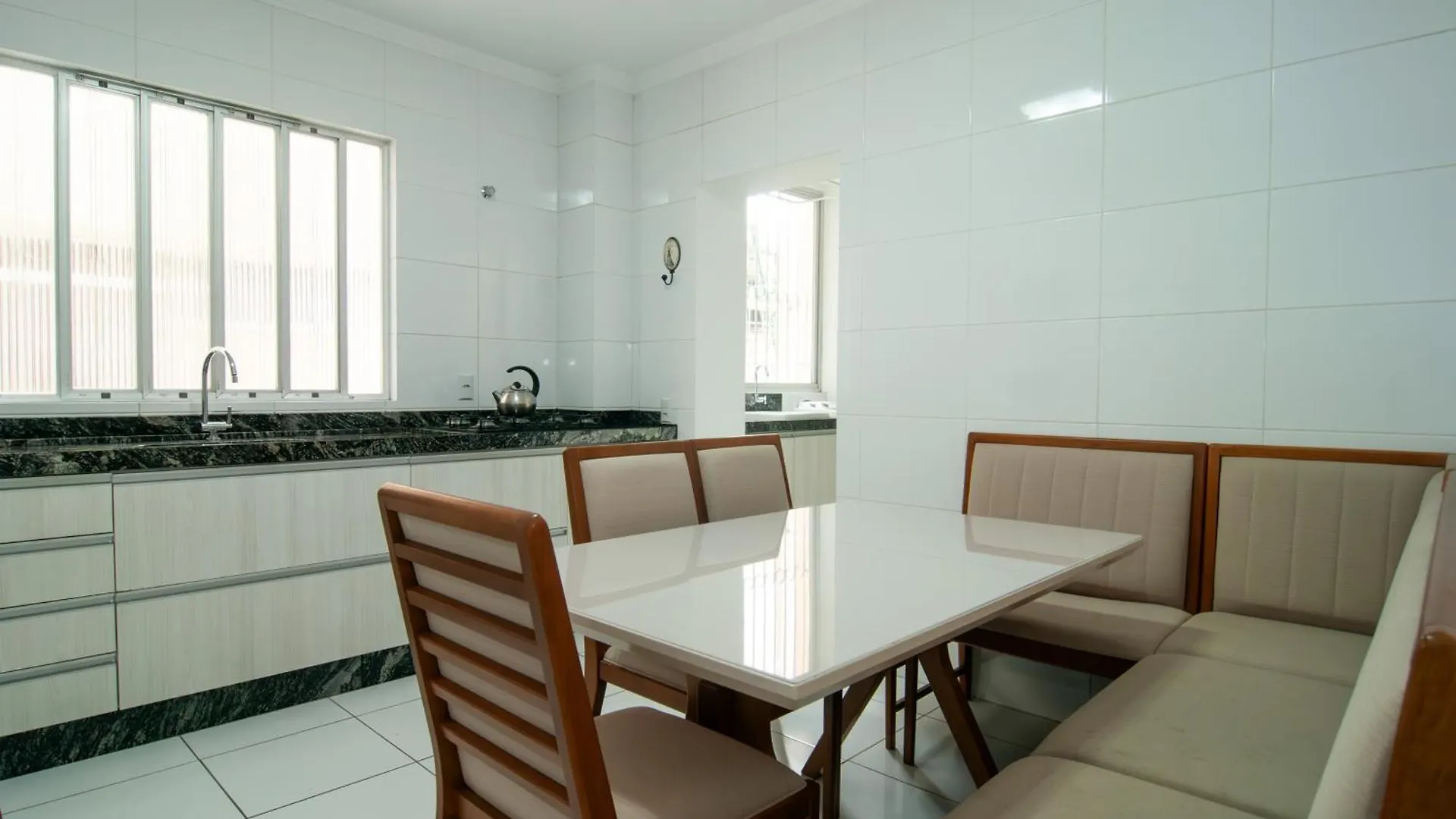 Quadra Mar Na R. 2000, 4 Quartos C/ Garagem Jj8308 Balneario Camboriu Apartment