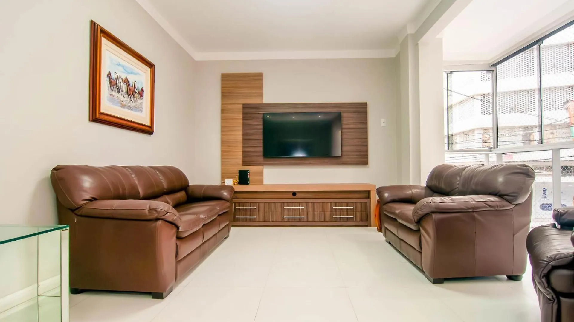 Quadra Mar Na R. 2000, 4 Quartos C/ Garagem Jj8308 Balneario Camboriu